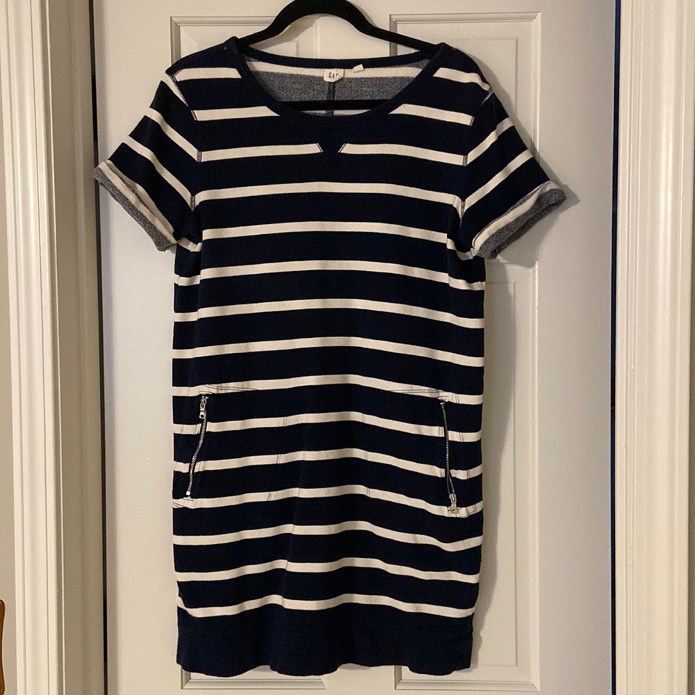 GAP sweatshirt dress